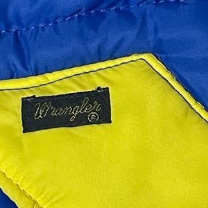 Vintage wrangler puffy vest jacket blue. Made in USA